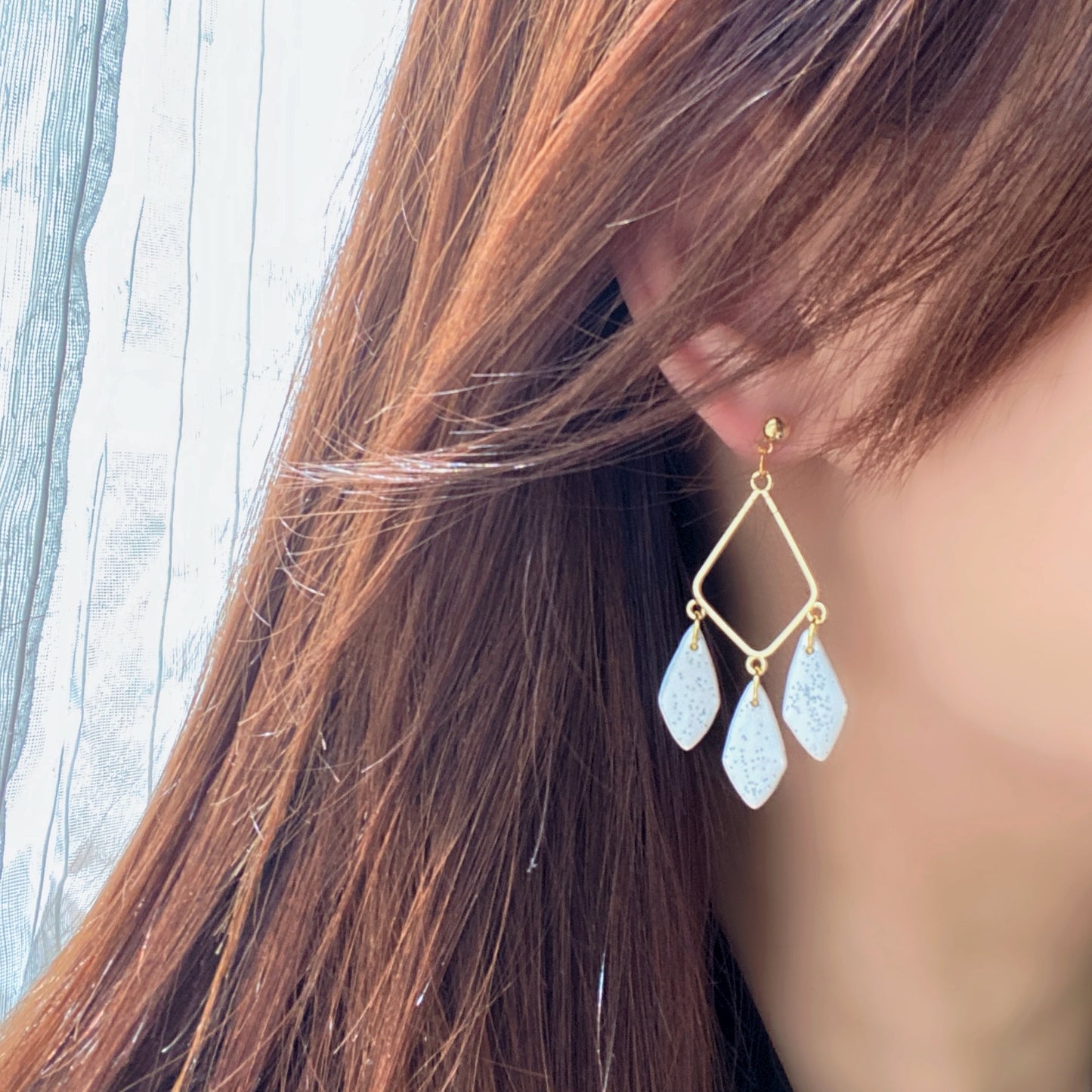 White Stone Elegant Geometric Leaf Drop Earrings