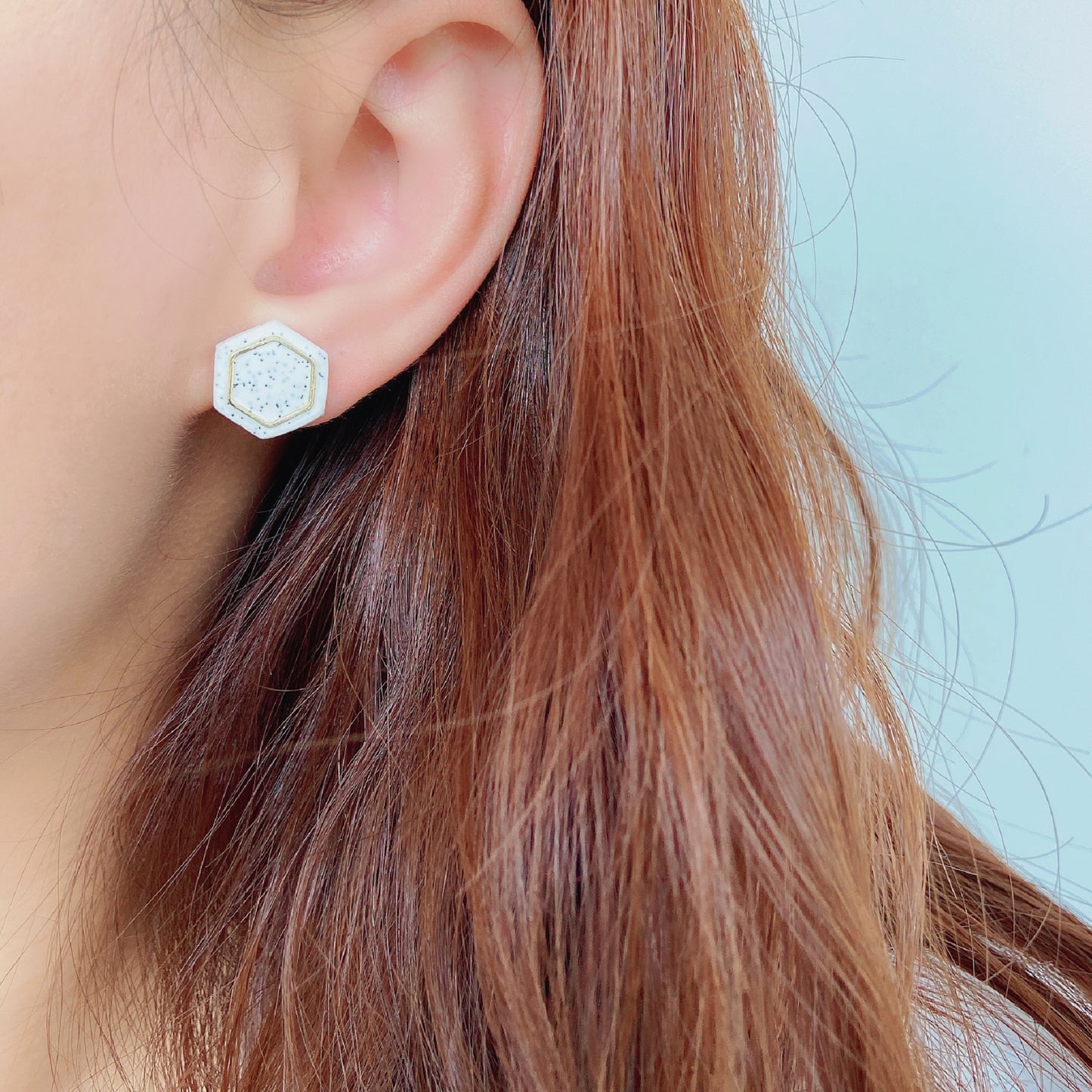 Speckled White Hexagon Stud Earrings – Metallic Accent Collection