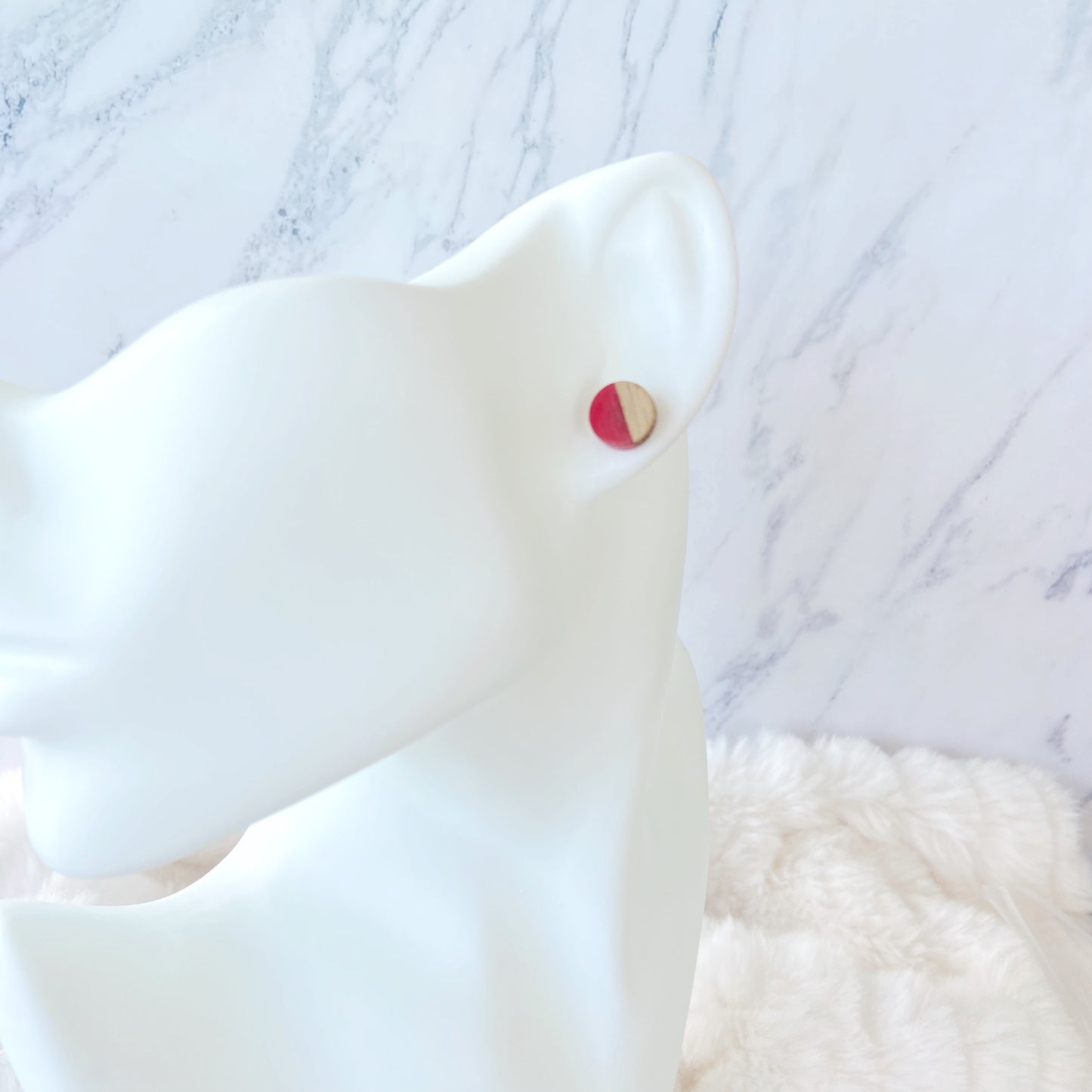 Red Hypoallergenic Wood and Acrylic 2-Tones Earring Studs