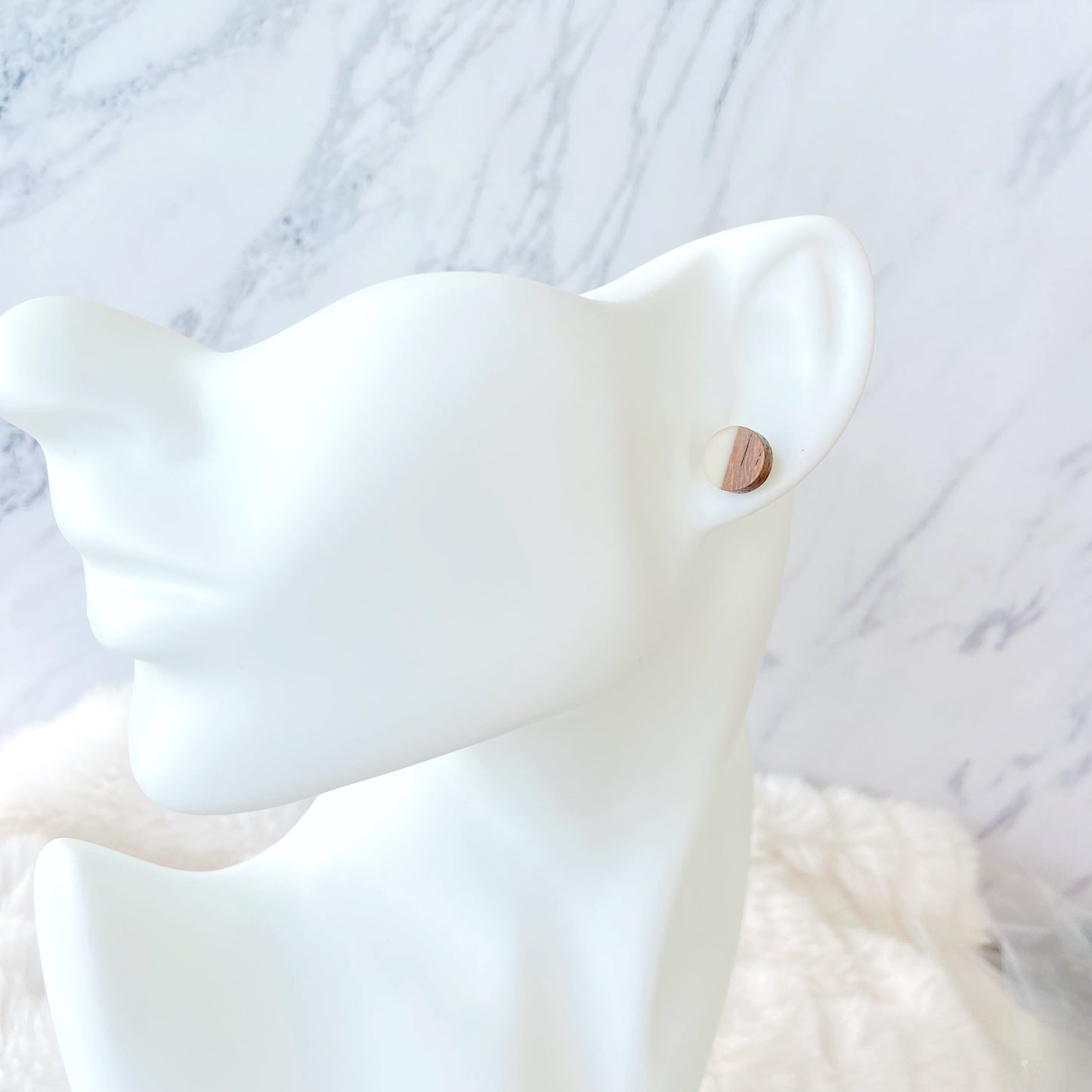 White Hypoallergenic Wood and Acrylic 2-Tones Earring Studs