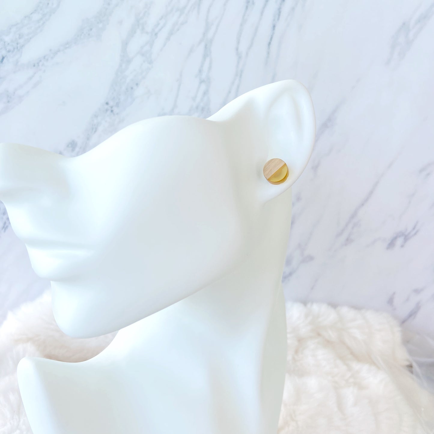 Clear Yellow Hypoallergenic Wood and Acrylic 2-Tones Earring Studs