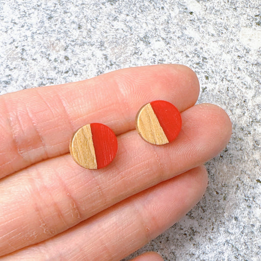 Red Hypoallergenic Wood and Acrylic 2-Tones Earring Studs