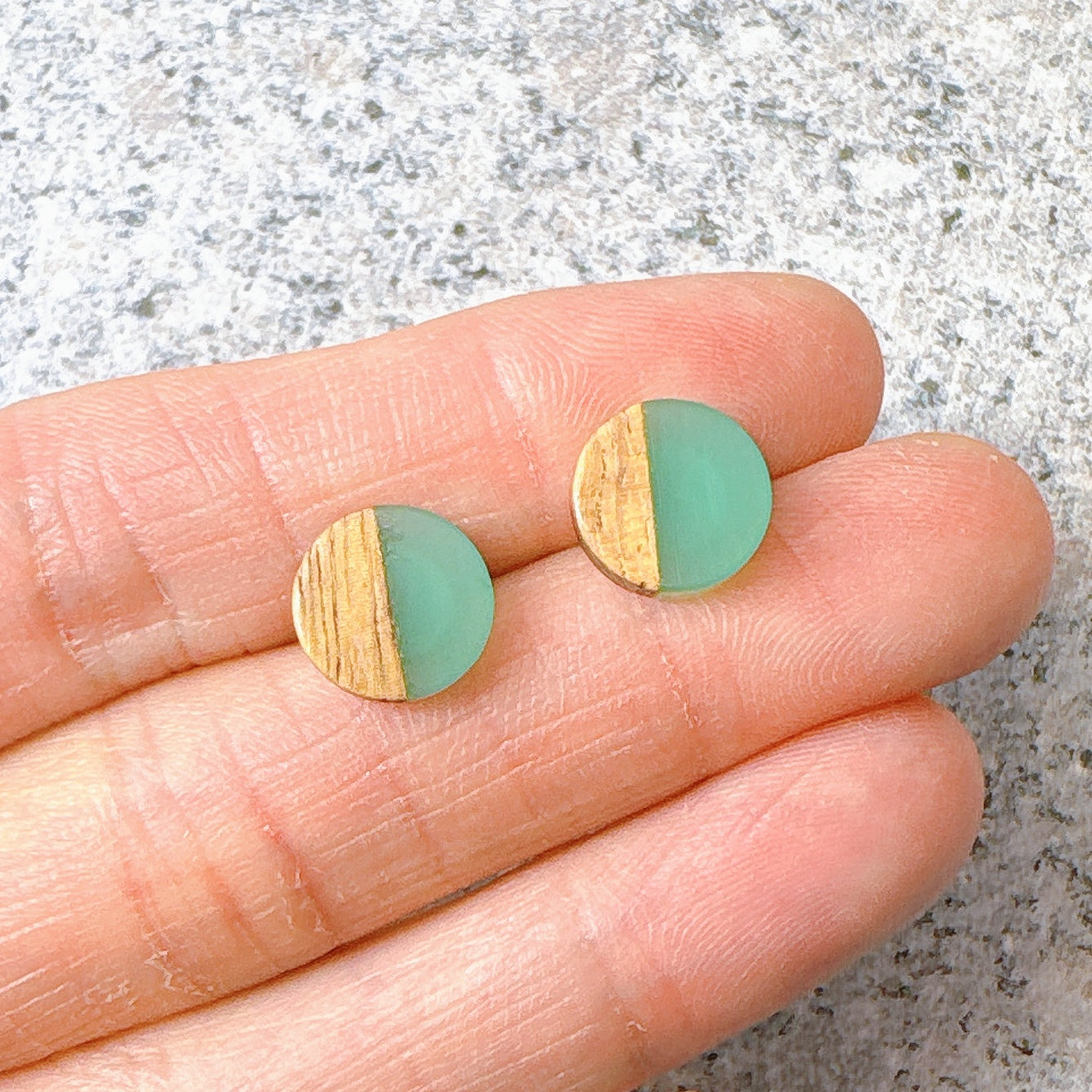Pastel Green Hypoallergenic Wood and Acrylic 2-Tones Earring Studs