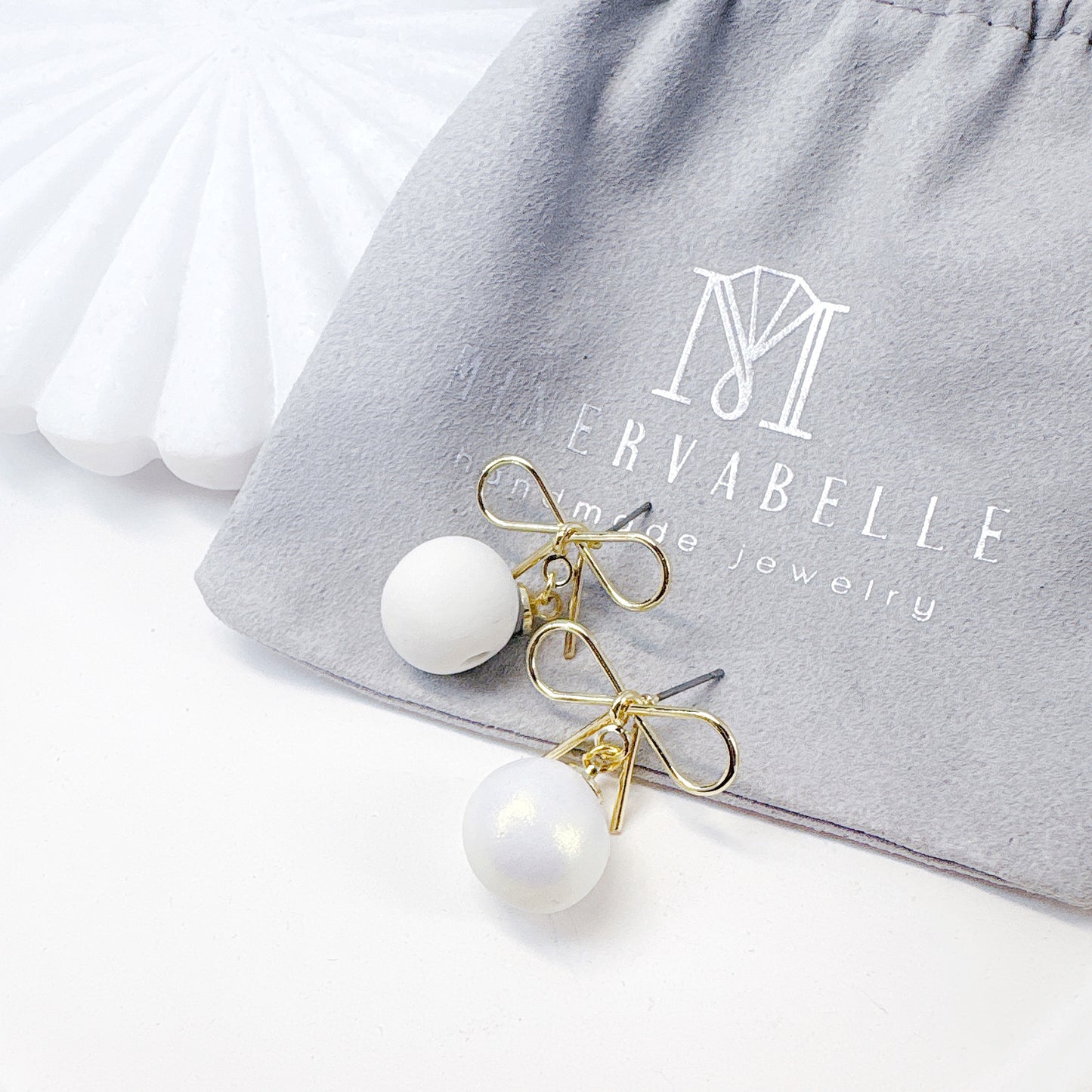 Short Drop Bow & Pearl Dangle Earrings – Elegant Dual-Length Design