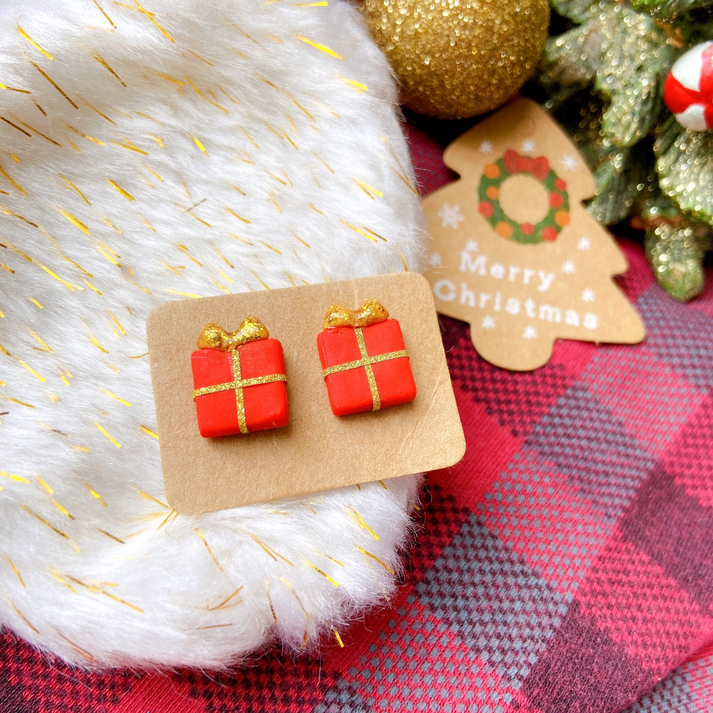 Christmas Gift Box Polymer Clay Hypoallergenic Stud Earrings