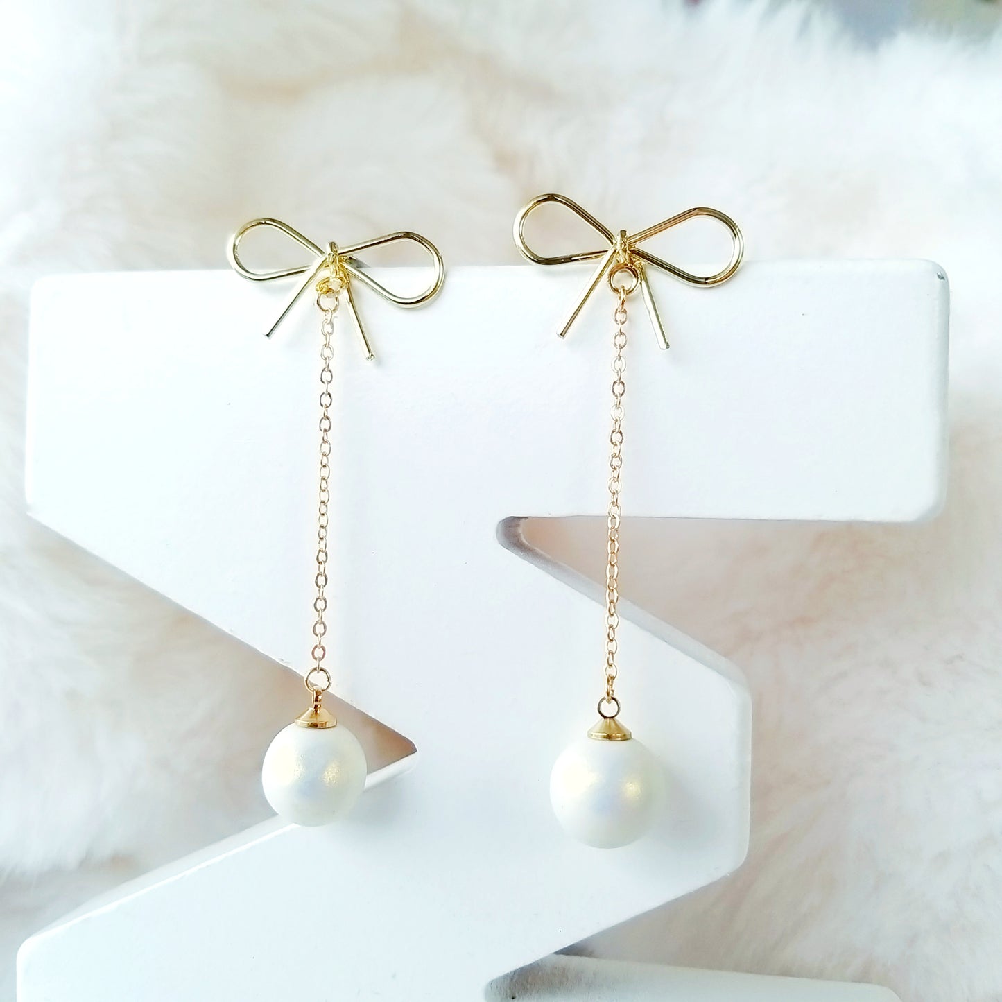 Short Drop Bow & Pearl Dangle Earrings – Elegant Dual-Length Design