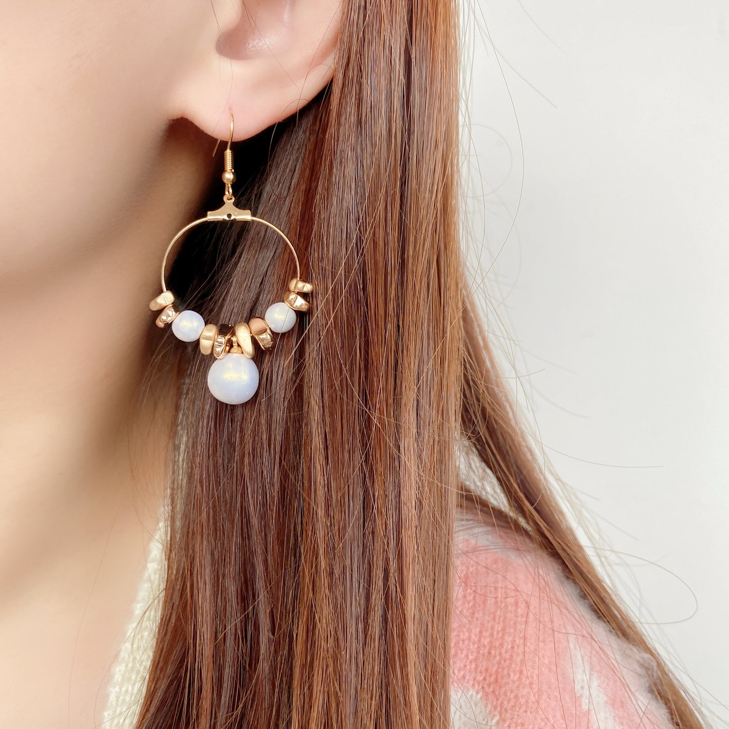 Golden Marble Bead Hoop Earrings – Elegant Minimalist Collection