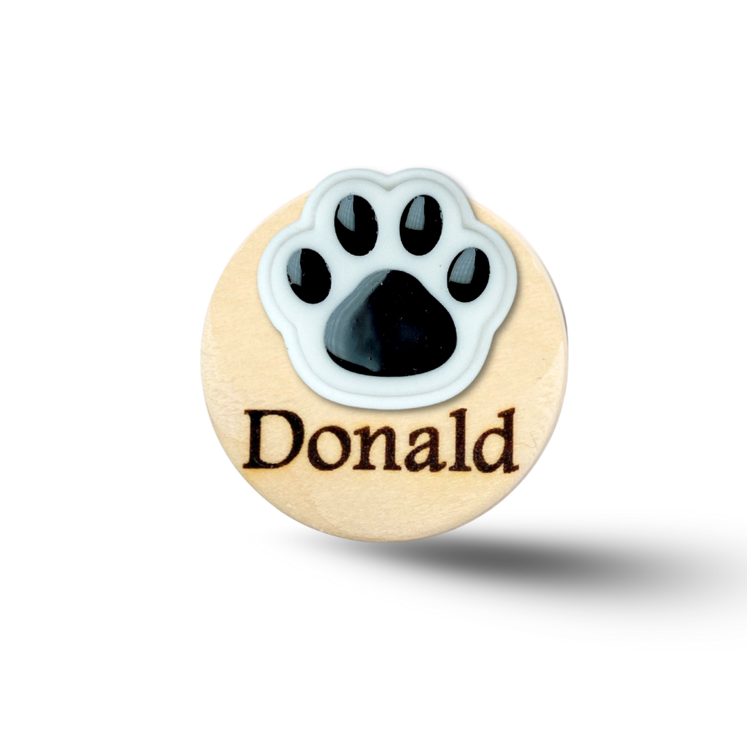 3D Brown Paw Personalized Name Badge Reel