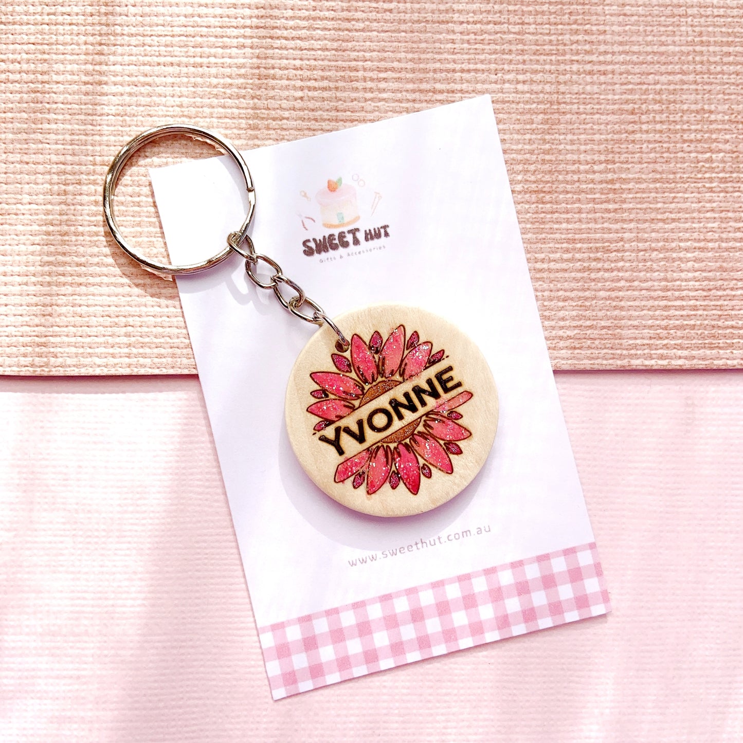 Personalized Flower Keychain with Glitter Petals & Name Engraving