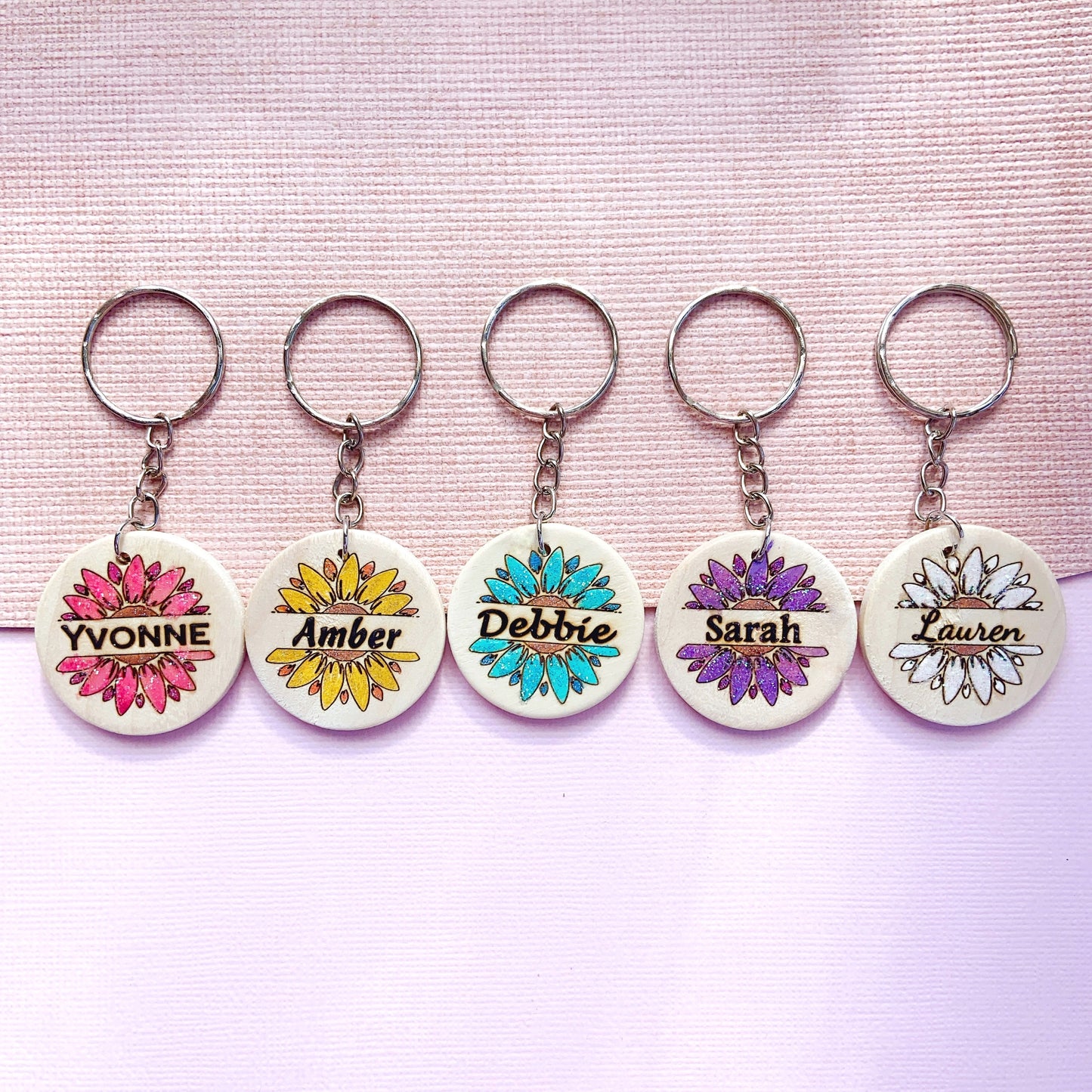 Personalized Flower Keychain with Glitter Petals & Name Engraving