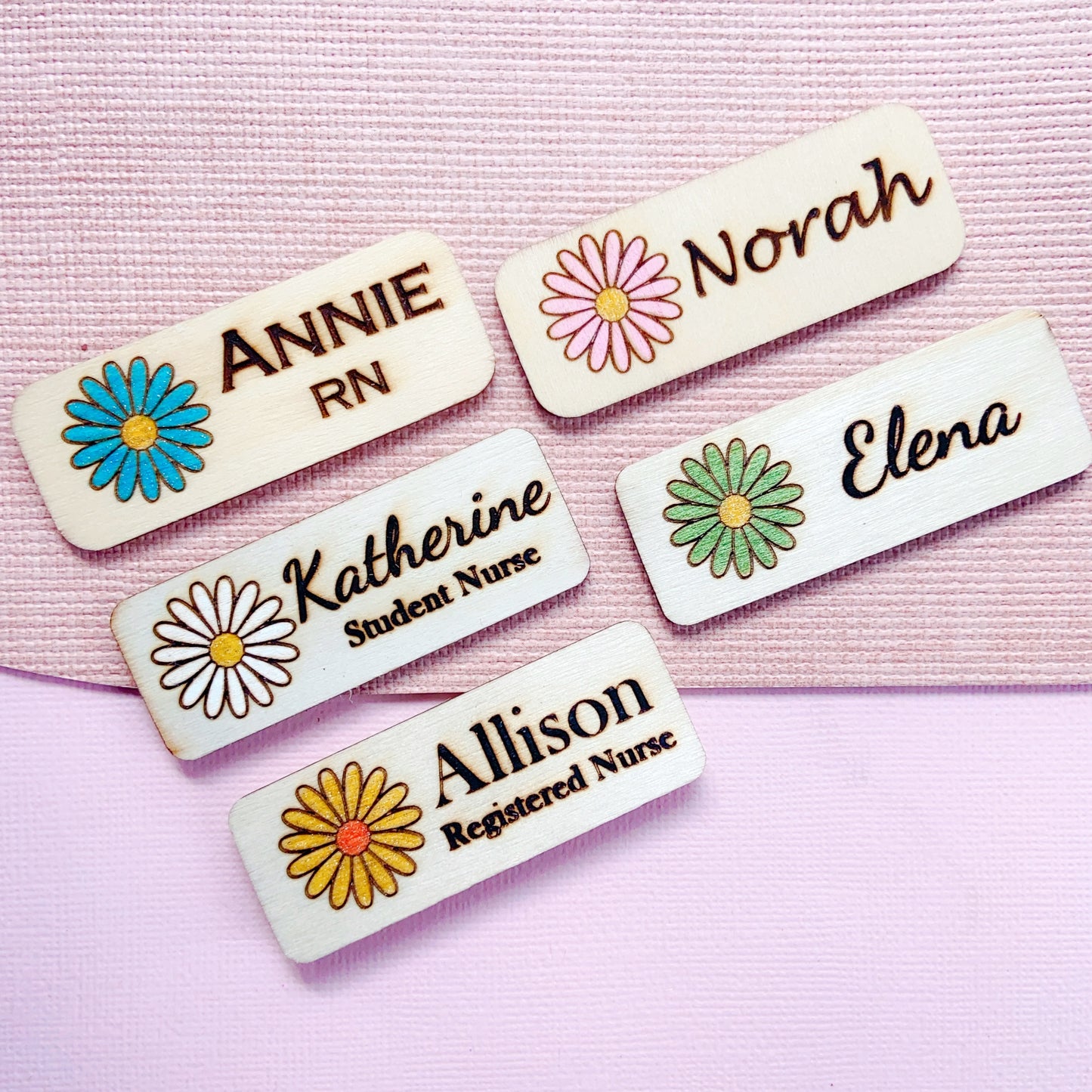 Personalized Daisy Name Badge – Custom Wooden Name Tag for Nurses, Teachers & Staff